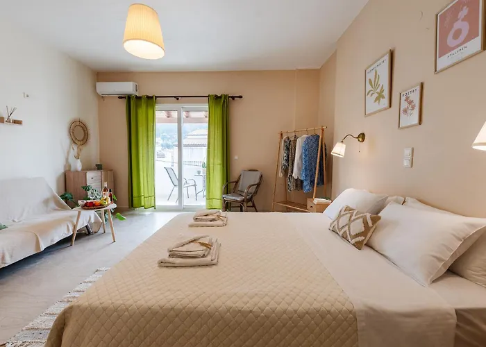 Alemar Collective Lime By The Sea